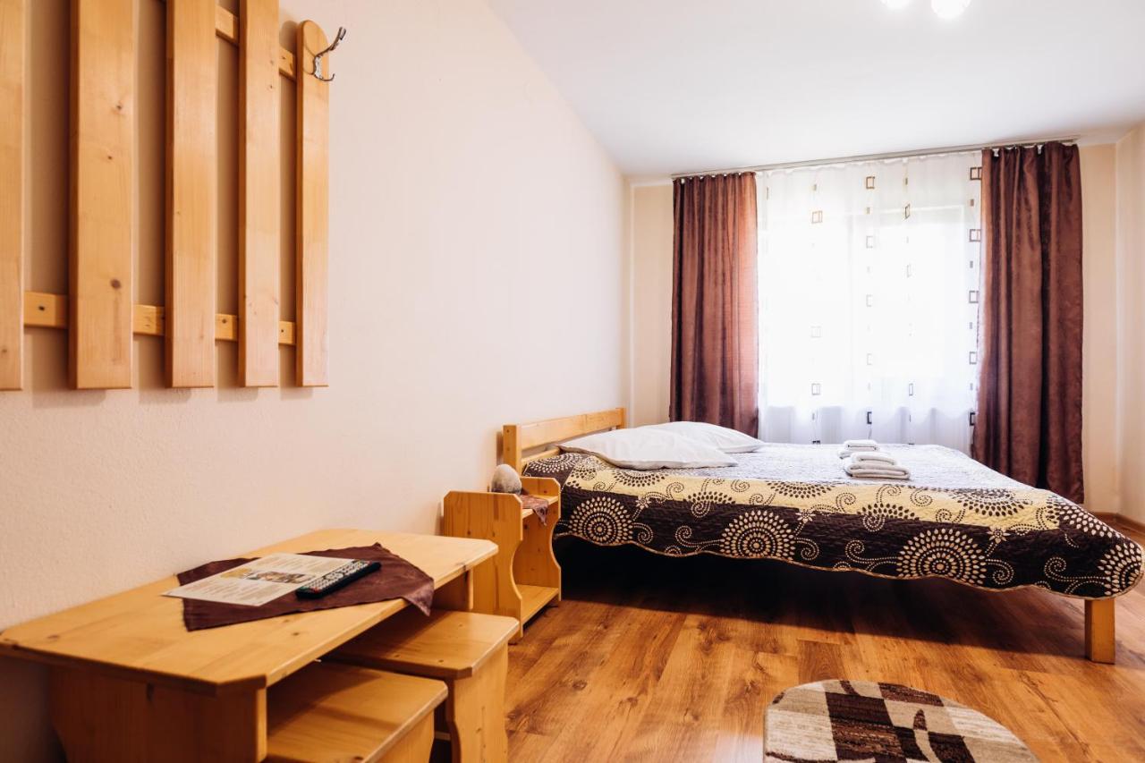 Iris 2 Bed & Breakfast เปรอิด ภายนอก รูปภาพ